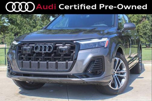 2025 Audi Q7 45 Premium Plus