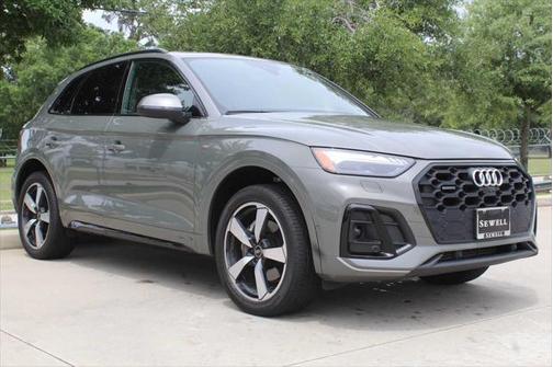 2023 Audi Q5 45 S line Prestige