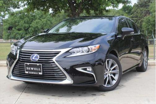 2017 Lexus ES 300h Base