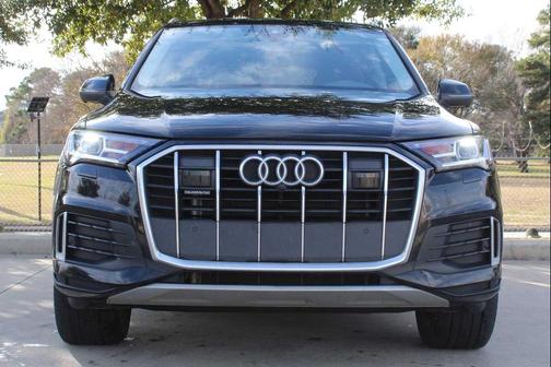 2023 Audi Q7 45 Premium