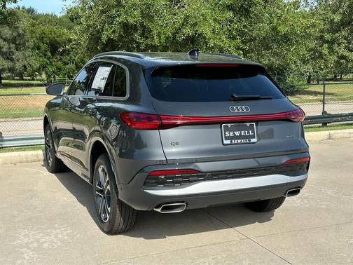 2025 Audi Q5 Premium Plus