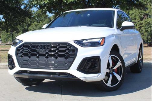 2024 Audi Q5 45 S line Premium Plus