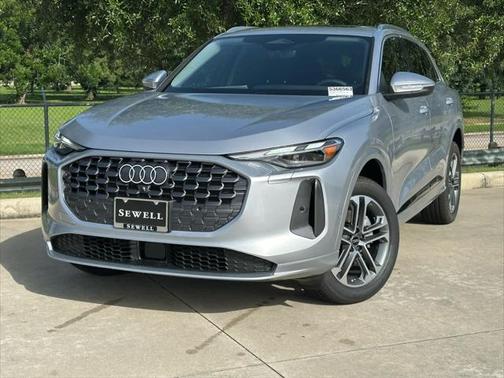 2025 Audi Q5 Premium