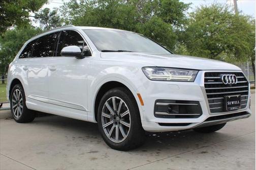 2019 Audi Q7 55 Premium Plus