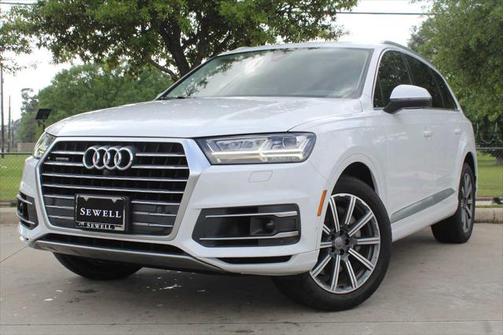 2019 Audi Q7 55 Premium Plus