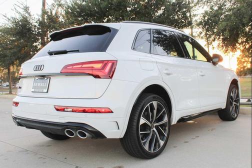 2024 Audi SQ5 3.0T Premium Plus