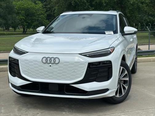 2025 Audi Q6 e-tron Premium Plus quattro