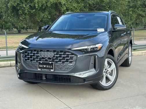 2025 Audi Q5 Premium Plus