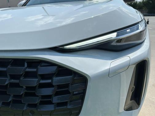 2025 Audi Q5 Premium Plus TFSI quattro S tronic