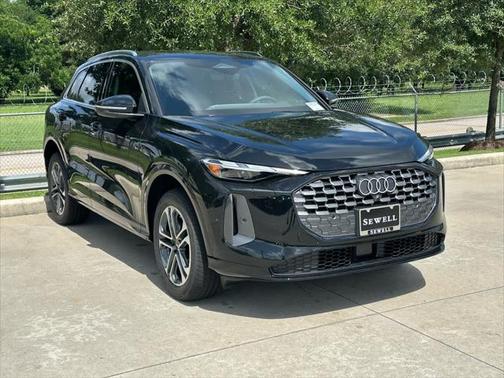 2025 Audi Q5 Premium