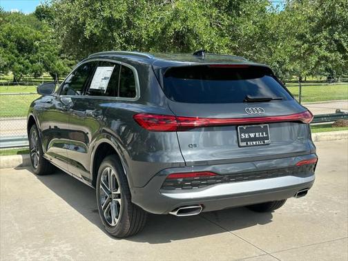 2025 Audi Q5 Premium