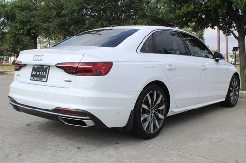 2023 Audi A4 45 S line Premium Plus