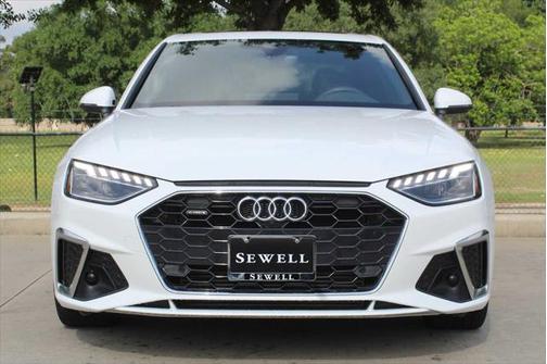 2023 Audi A4 45 S line Premium Plus