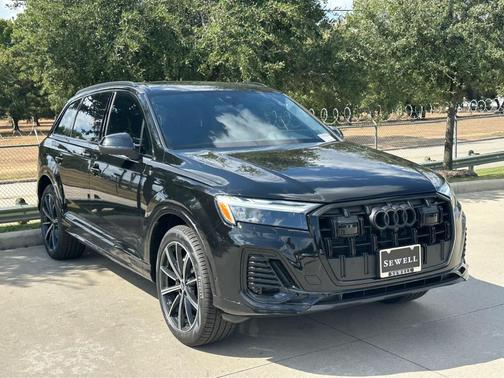 2026 Audi Q7 45 Premium Plus