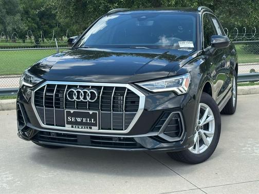 2025 Audi Q3 Premium 45 TFSI S line quattro Tiptronic