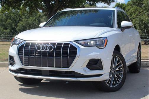 2022 Audi Q3 40 Premium