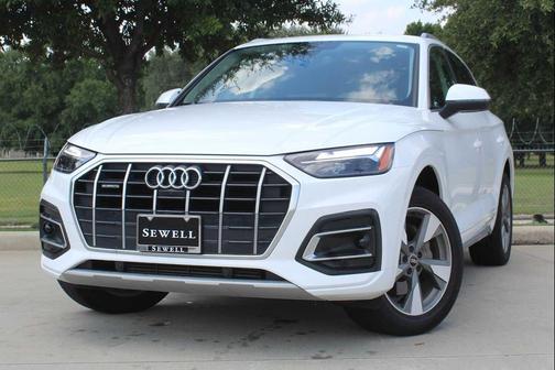 2023 Audi Q5 40 Premium Plus