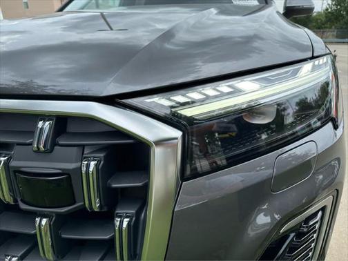 2025 Audi Q7 55 Prestige