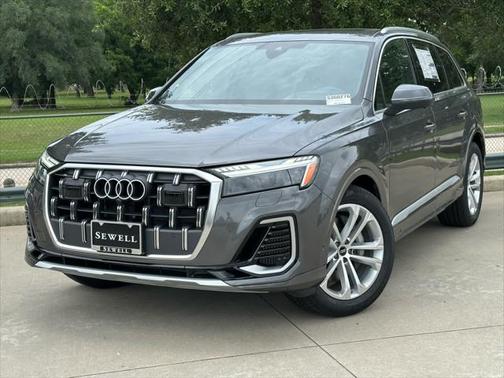 2025 Audi Q7 55 Prestige