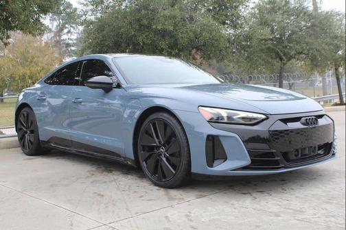 2022 Audi e-tron GT Prestige