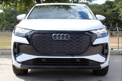 2023 Audi Q4 e-tron Prestige 50 quattro