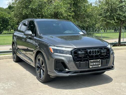 2025 Audi Q7 55 Prestige