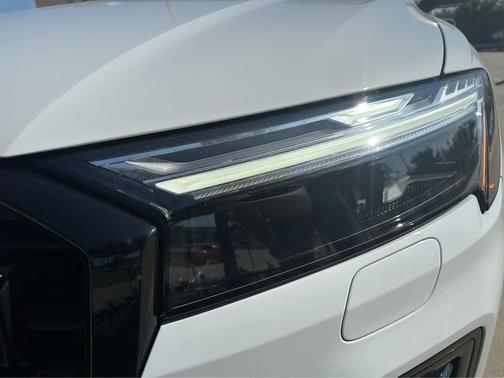 2026 Audi Q7 55 Premium Plus