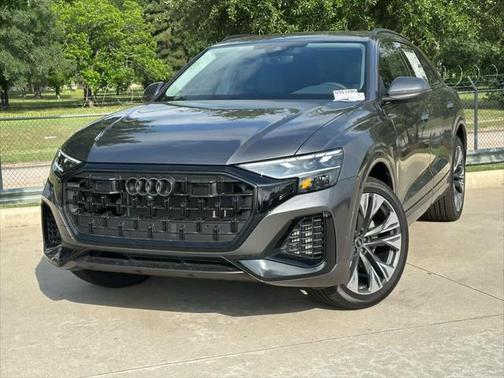 2025 Audi Q8 55 Premium Plus