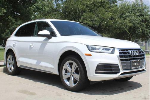 Ibis White 2018 Audi Q5 2.0T Premium Plus
