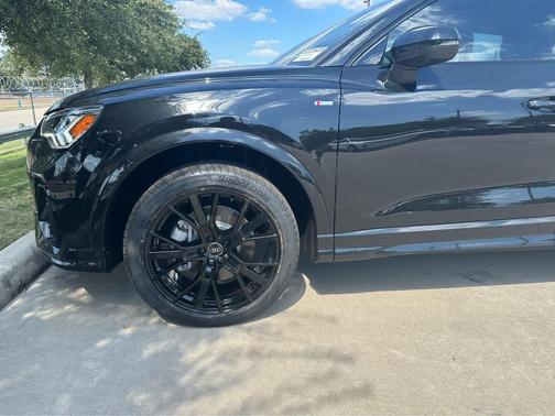 2025 Audi Q3 45 S line Premium Plus