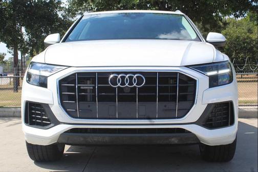 2022 Audi Q8 55 Premium