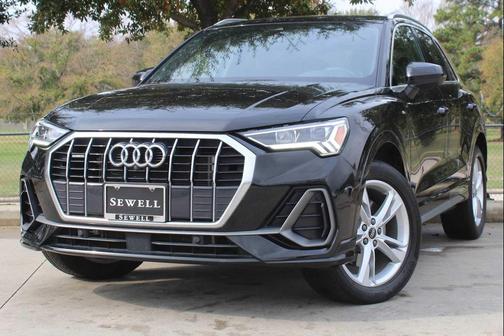 2023 Audi Q3 45 S line Premium Plus