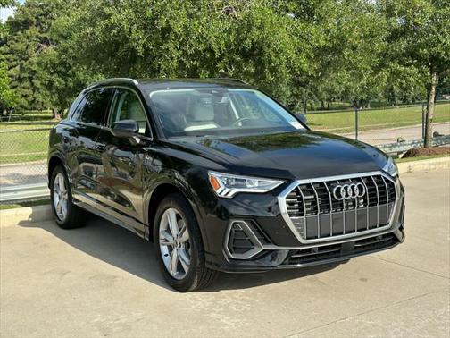 2024 Audi Q3 45 S line Premium Plus