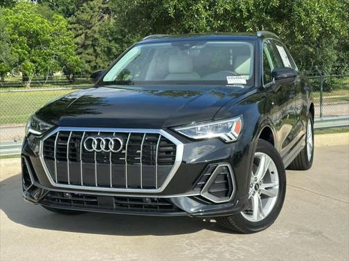 2024 Audi Q3 45 S line Premium Plus