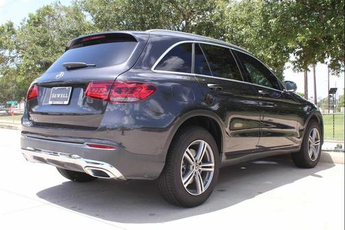 Graphite Grey Metallic 2020 Mercedes-Benz GLC 300 Base