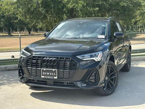 2025 Audi Q3 Premium 45 TFSI S line quattro Tiptronic