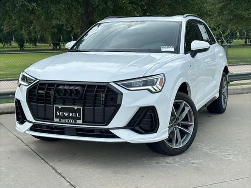 2025 Audi Q3 Premium 45 TFSI S line quattro Tiptronic