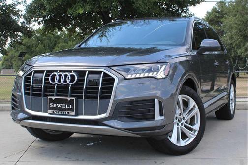 2024 Audi Q7 45 Premium Plus