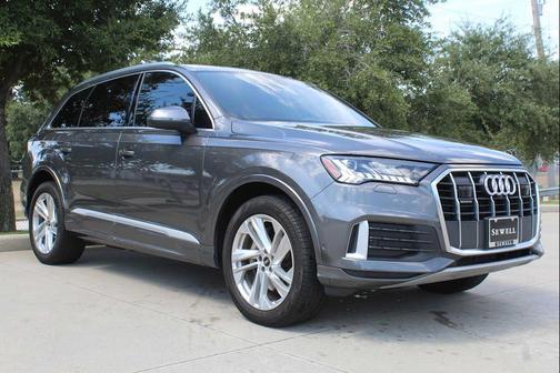 2024 Audi Q7 45 Premium Plus
