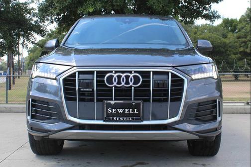 2024 Audi Q7 45 Premium Plus