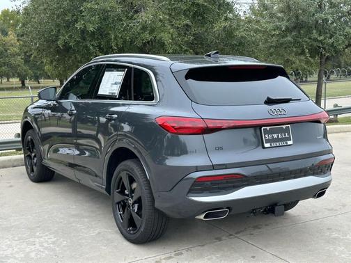 2025 Audi Q5 Premium Plus TFSI quattro S tronic