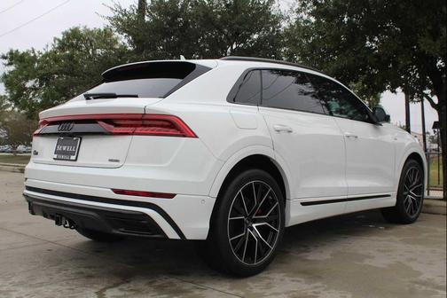 2023 Audi Q8 55 Prestige