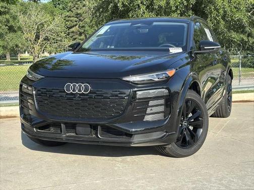 2025 Audi Q6 e-tron Premium