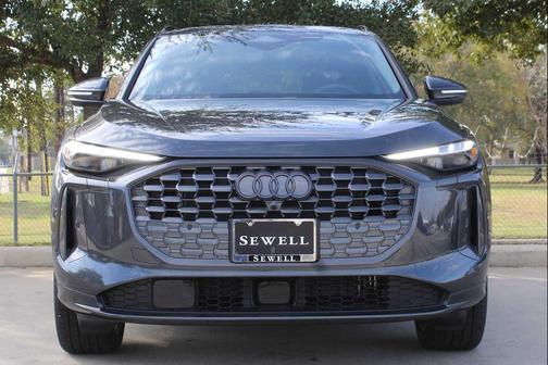 2025 Audi Q5 Premium Plus TFSI quattro S tronic