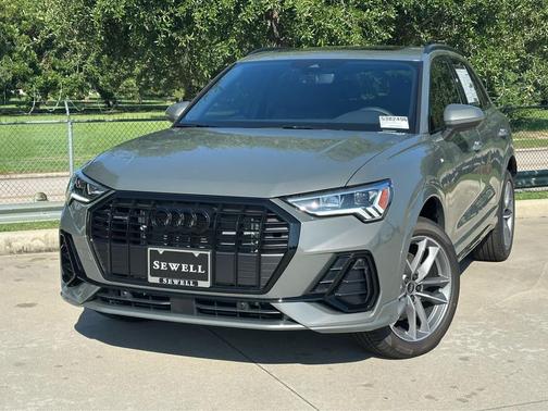 2025 Audi Q3 Premium 45 TFSI S line quattro Tiptronic