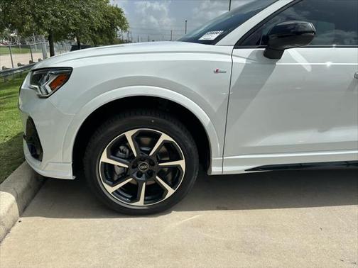 2025 Audi Q3 45 S line Premium Plus