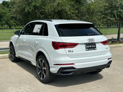 2025 Audi Q3 45 S line Premium Plus