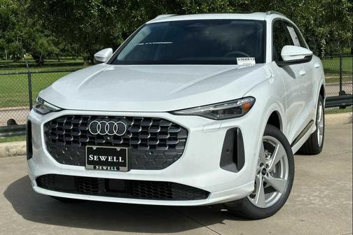 Glacier White Metallic 2025 Audi Q5 Premium Plus TFSI quattro S tronic