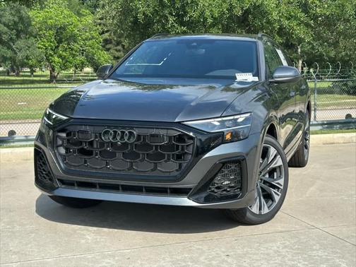 2025 Audi Q8 55 Premium Plus