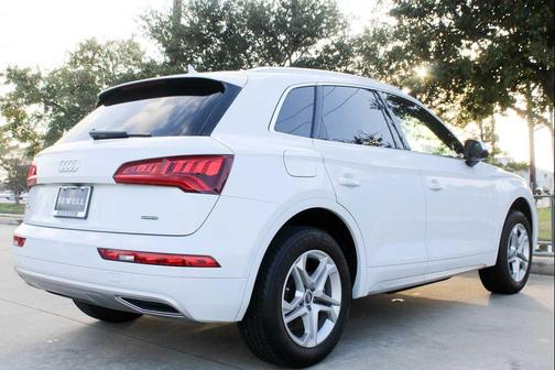 2019 Audi Q5 45 Premium